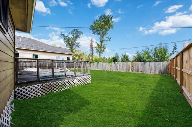 8313 Parker Road, Houston, TX 77078