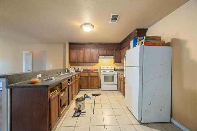 8313 Parker Road, Houston, TX 77078