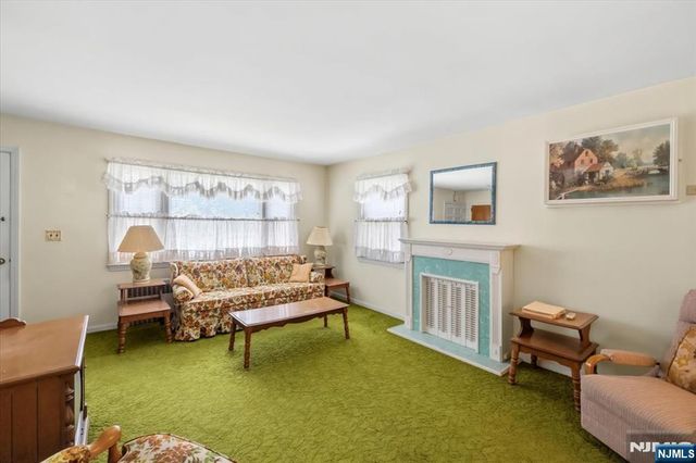 252 Saint Nicholas Avenue, Hillsdale, NJ 07642