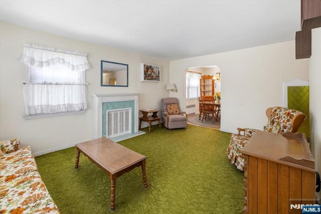 252 Saint Nicholas Avenue, Hillsdale, NJ 07642
