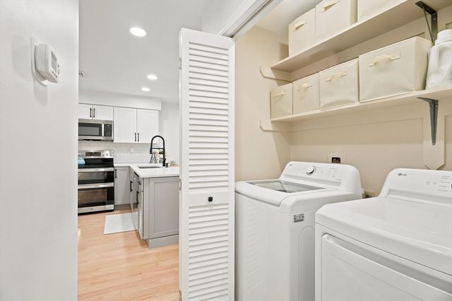 37 Constitution Ln 39, Danvers, MA 01923