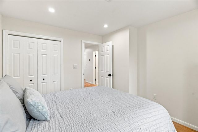 37 Constitution Ln 39, Danvers, MA 01923