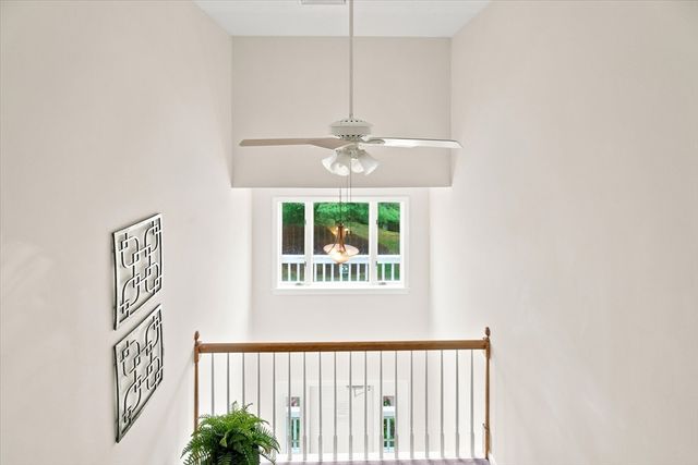 37 Constitution Ln 39, Danvers, MA 01923