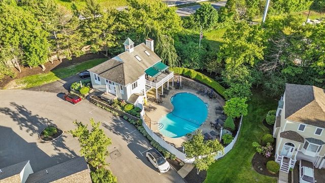 37 Constitution Ln 39, Danvers, MA 01923