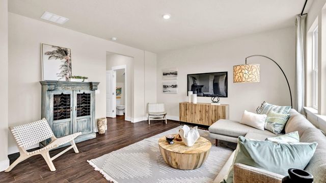 8248 Bright Water Dr, Ooltewah, TN 37363