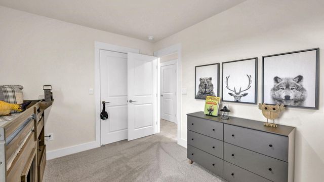 8248 Bright Water Dr, Ooltewah, TN 37363