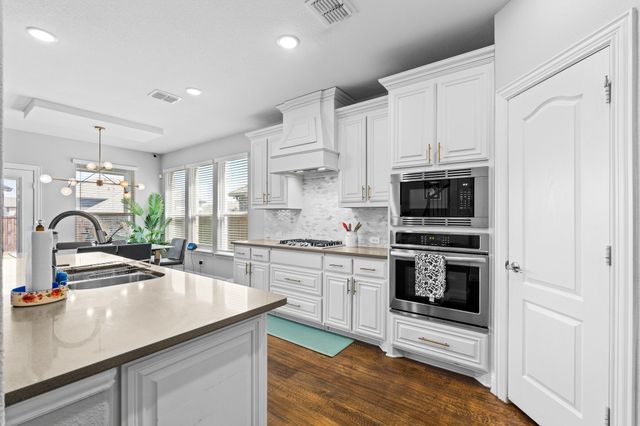 700 Sahallee Drive, Frisco, TX 75033