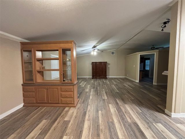 423 County Road 6481, Dayton, TX 77535