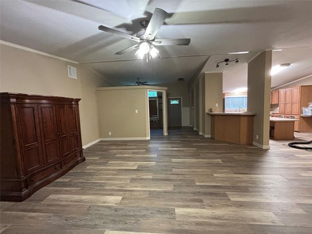 423 County Road 6481, Dayton, TX 77535