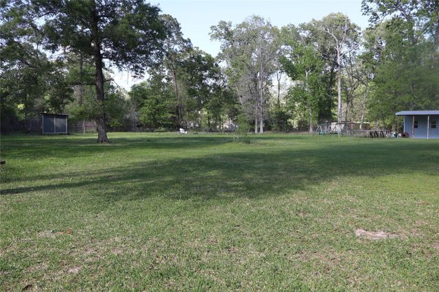 423 County Road 6481, Dayton, TX 77535