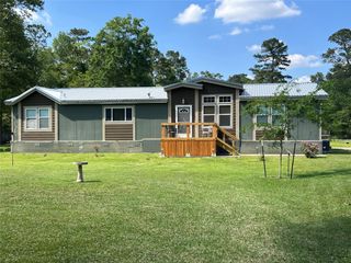 423 County Road 6481, Dayton, TX 77535