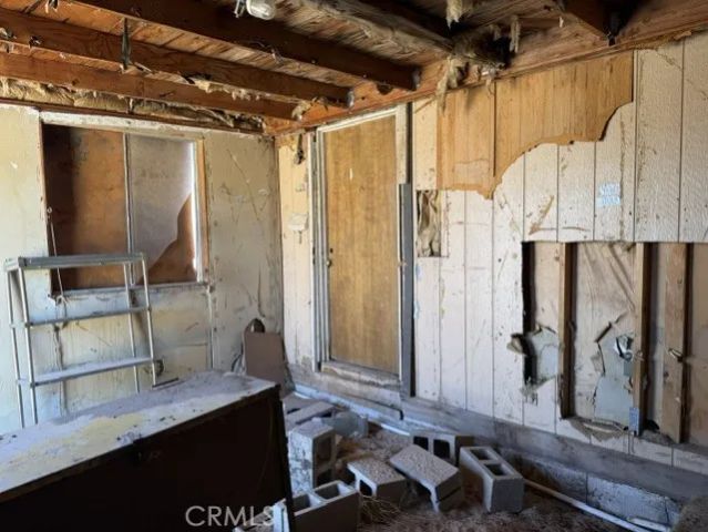 48423 Thoreau Road, Newberry Springs, CA 92365