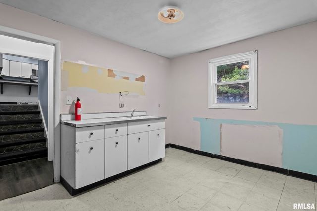 4013 Milan Road, Springfield, IL 62703