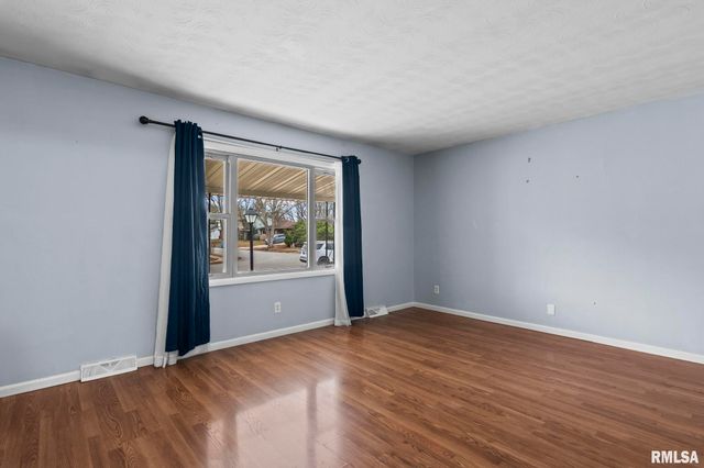 4013 Milan Road, Springfield, IL 62703