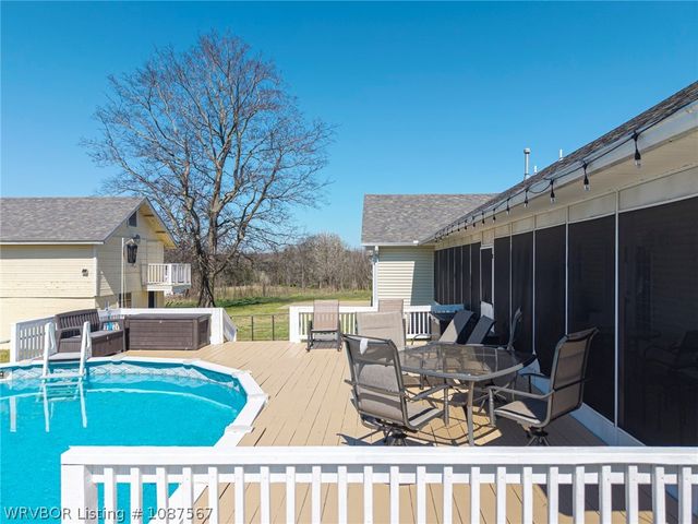 403 N Gray Street, Pocola, OK 74902