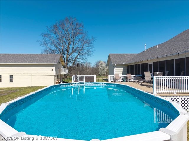 403 N Gray Street, Pocola, OK 74902