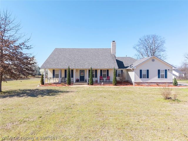 403 N Gray Street, Pocola, OK 74902
