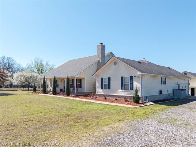 403 N Gray Street, Pocola, OK 74902
