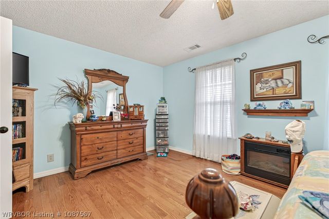 403 N Gray Street, Pocola, OK 74902