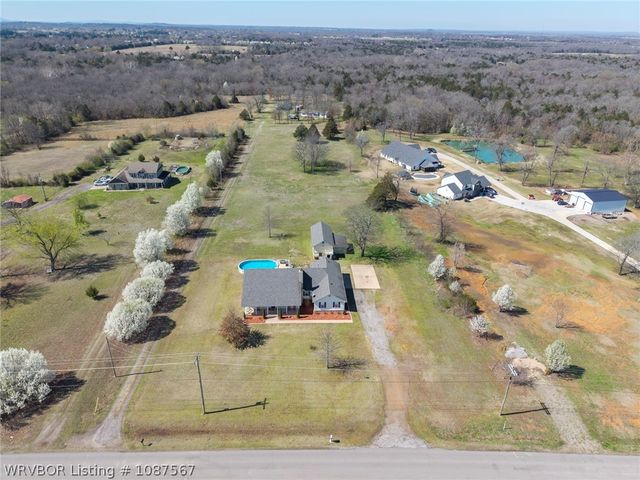 403 N Gray Street, Pocola, OK 74902