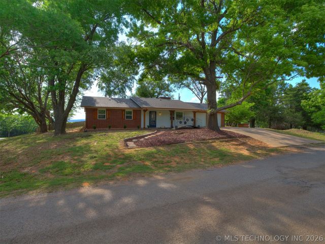 930 S Sinnett Road, Cleveland, OK 74020