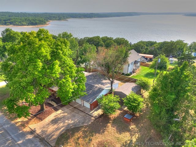 930 S Sinnett Road, Cleveland, OK 74020