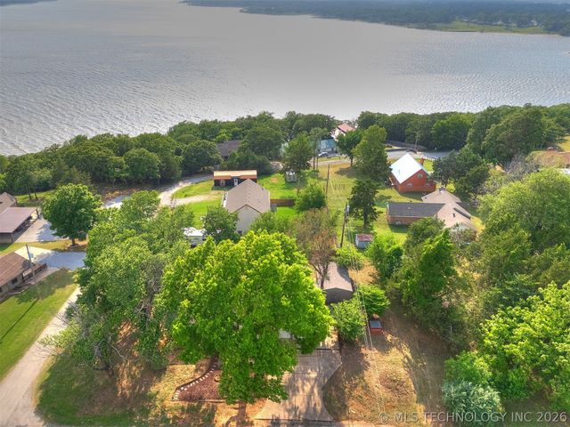 930 S Sinnett Road, Cleveland, OK 74020