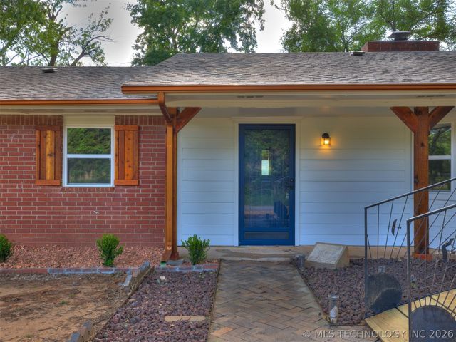 930 S Sinnett Road, Cleveland, OK 74020