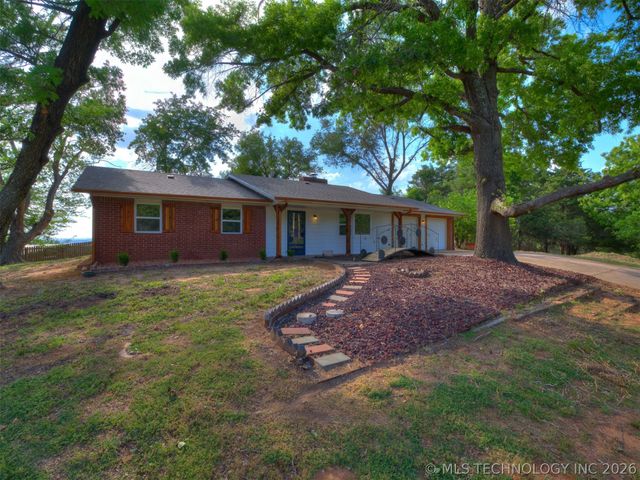 930 S Sinnett Road, Cleveland, OK 74020