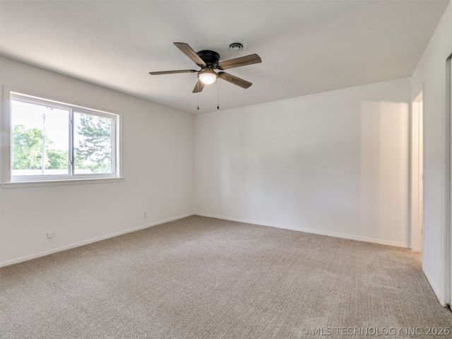 930 S Sinnett Road, Cleveland, OK 74020