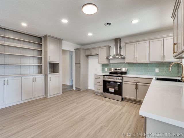 930 S Sinnett Road, Cleveland, OK 74020