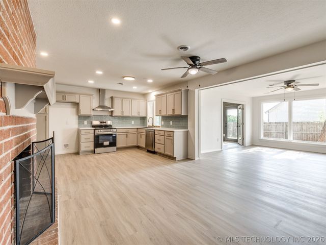 930 S Sinnett Road, Cleveland, OK 74020