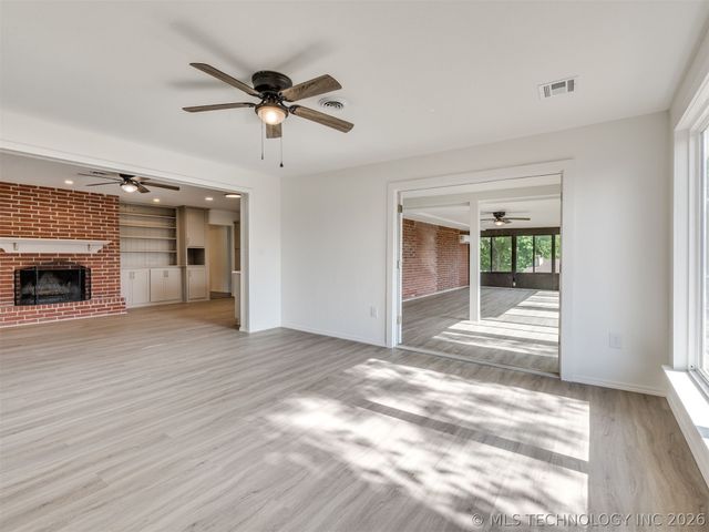 930 S Sinnett Road, Cleveland, OK 74020