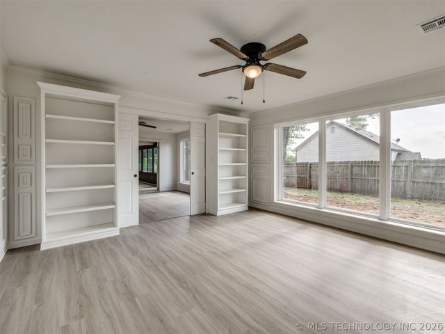 930 S Sinnett Road, Cleveland, OK 74020