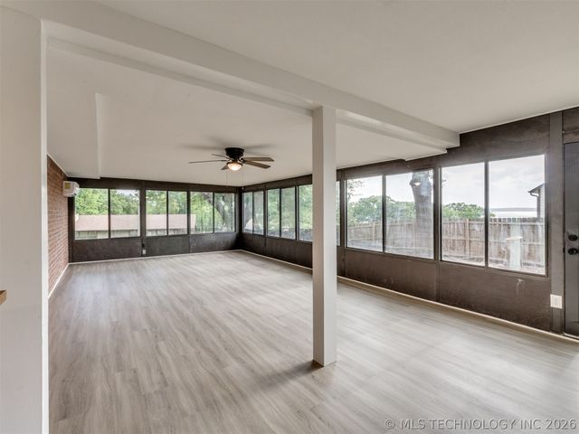 930 S Sinnett Road, Cleveland, OK 74020