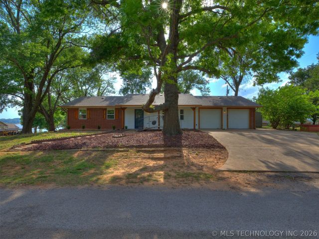 930 S Sinnett Road, Cleveland, OK 74020