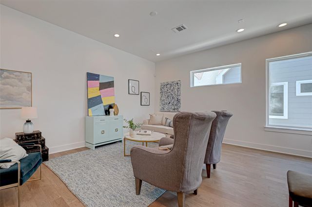 6030 Beall Street, Houston, TX 77091