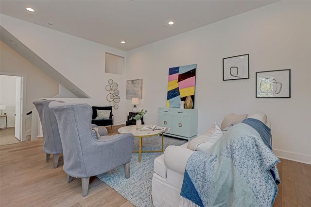 6030 Beall Street, Houston, TX 77091