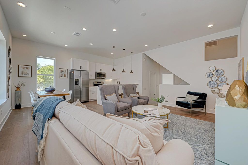 6030 Beall Street, Houston, TX 77091