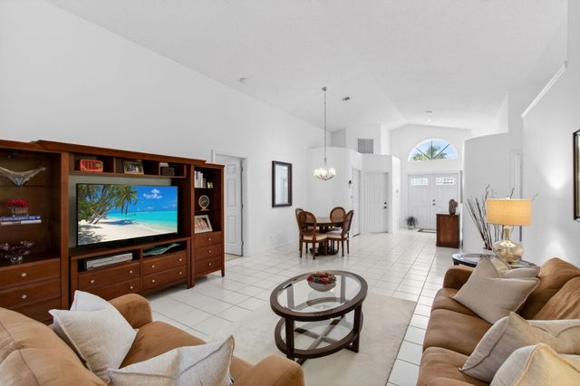 14050 Fair Isle Drive, Delray Beach, FL 33446