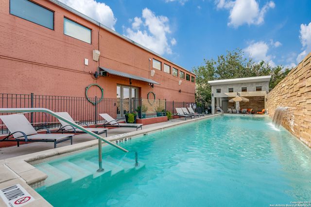 1401 S Flores St Apt 300, San Antonio, TX 78204