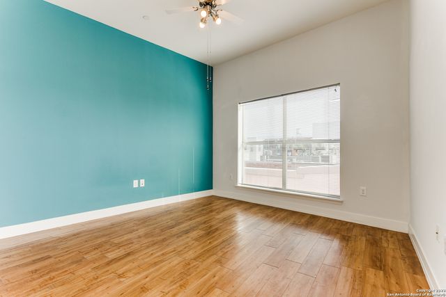 1401 S Flores St Apt 300, San Antonio, TX 78204