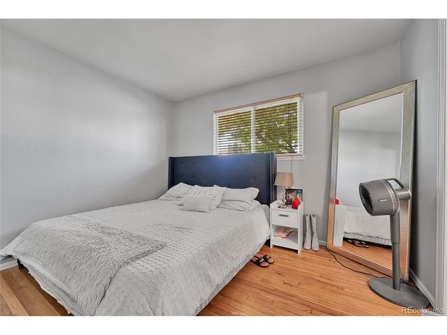 841 S Oakland St, Aurora, CO 80012