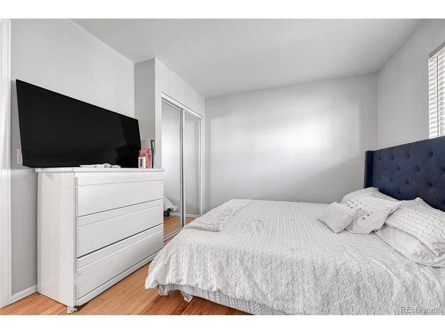 841 S Oakland St, Aurora, CO 80012