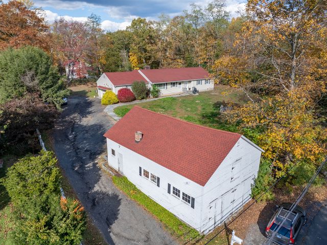 78 Trinity Pass, Stamford, CT 06903