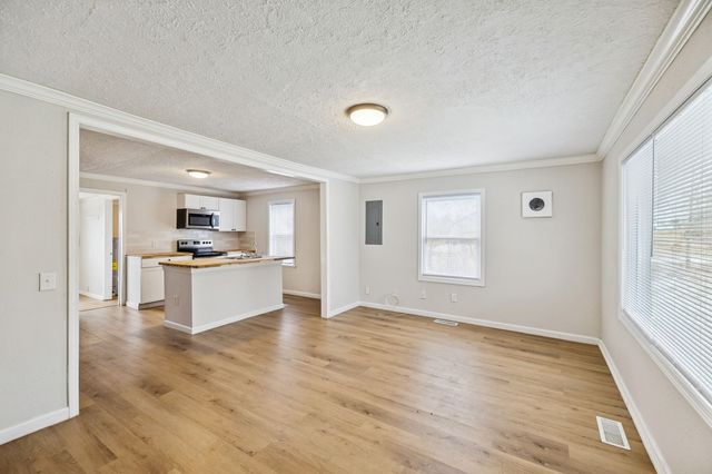 396 Pomona Rd, Crossville, TN 38571