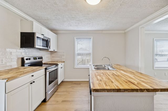 396 Pomona Rd, Crossville, TN 38571