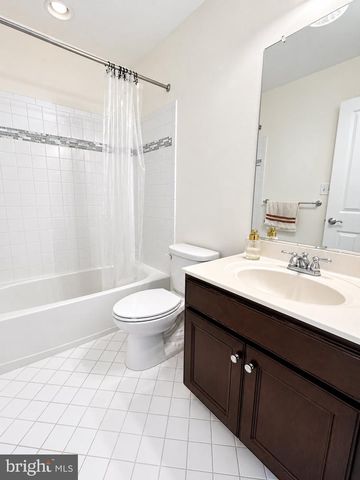 13944 ESTUARY DR, Clarksburg, MD 20871