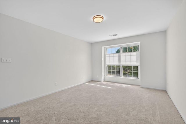 4505-F SAHALEE CT, Alexandria, VA 22312