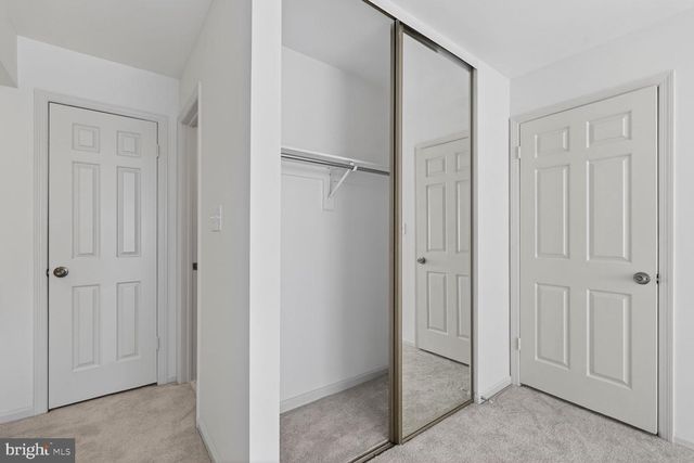 4505-F SAHALEE CT, Alexandria, VA 22312